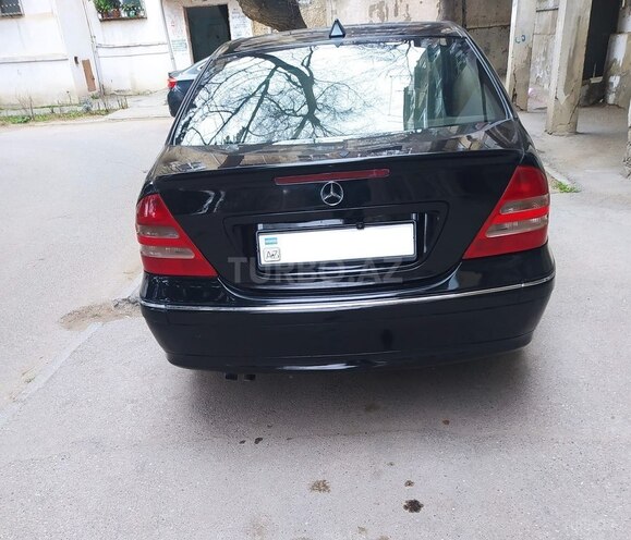 Mercedes C 240 2003, 380,000 km - 2.6 l - Sumqayıt