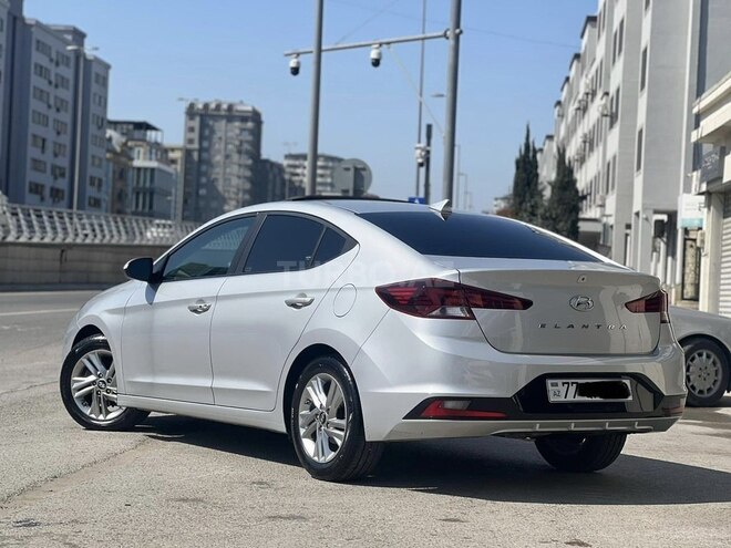 Hyundai Elantra 2019, 153,370 km - 2.0 л - Bakı