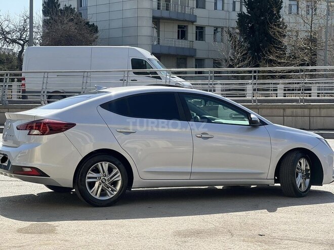 Hyundai Elantra 2019, 153,370 km - 2.0 л - Bakı