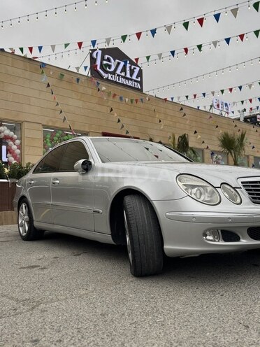 Mercedes E 320 2002, 282,356 km - 3.2 л - Bakı