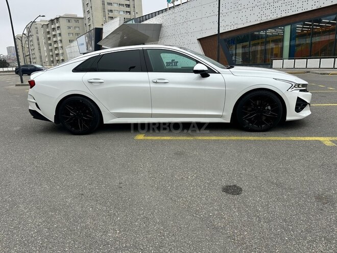 Kia K5-7