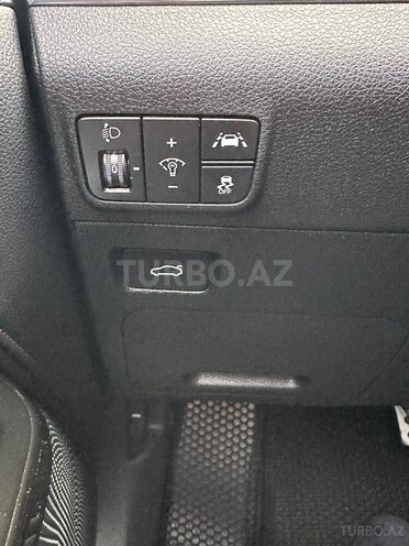 Kia K5-20