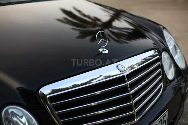 Mercedes E 280-10