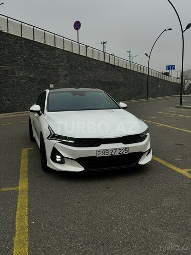 Kia K5-3