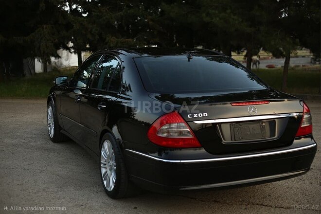 Mercedes E 280-16