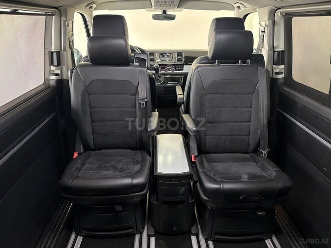 Volkswagen Multivan 2018, 102,000 km - 2.0 l - Bakı