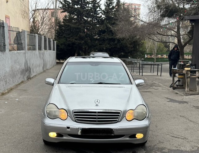 Mercedes C 240 2001, 215,555 km - 2.6 l - Bakı