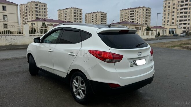 Hyundai ix35 2013, 255,901 km - 2.0 л - Şirvan