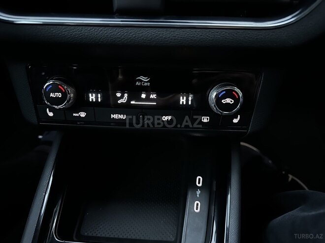 Skoda Kamiq 2023, 57,000 km - 1.6 л - Bakı