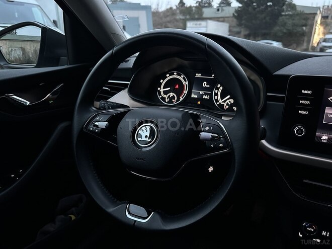 Skoda Kamiq 2023, 57,000 km - 1.6 л - Bakı