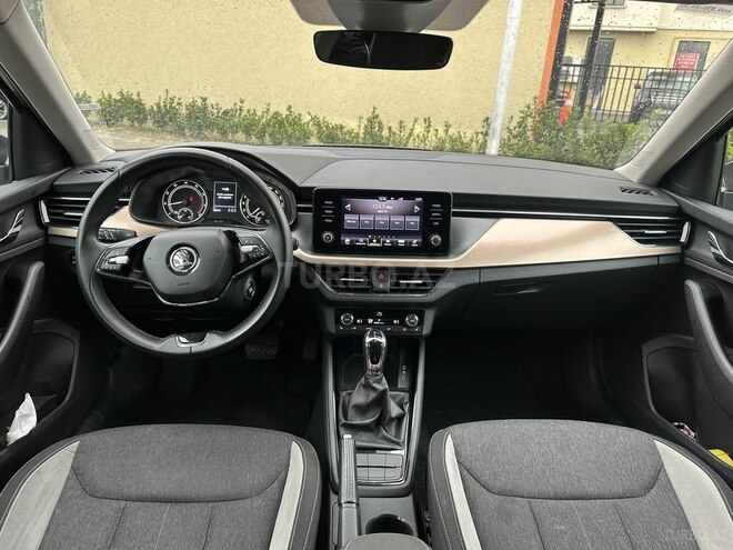 Skoda Kamiq 2023, 57,000 km - 1.6 л - Bakı