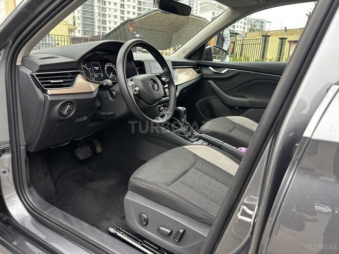 Skoda Kamiq 2023, 57,000 km - 1.6 л - Bakı
