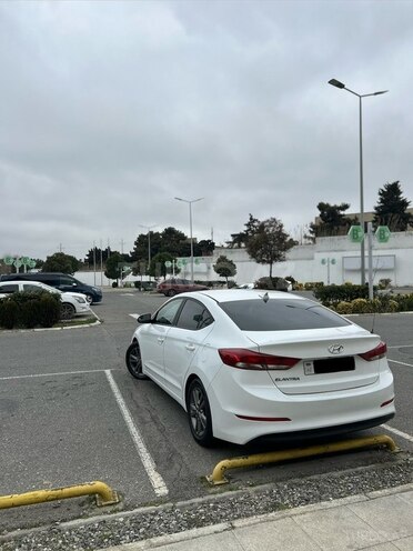 Hyundai Elantra 2017, 117,000 km - 2.0 л - Bakı