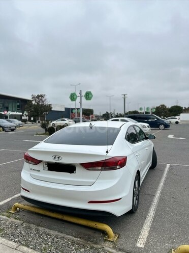 Hyundai Elantra 2017, 117,000 km - 2.0 л - Bakı
