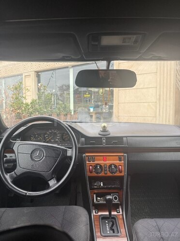 Mercedes 250 D 1995, 497,000 km - 2.5 l - Bakı