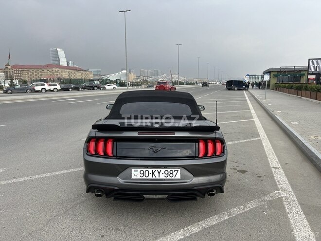 Ford Mustang-2