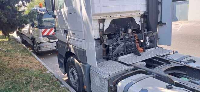 Mercedes Actros 1844-4