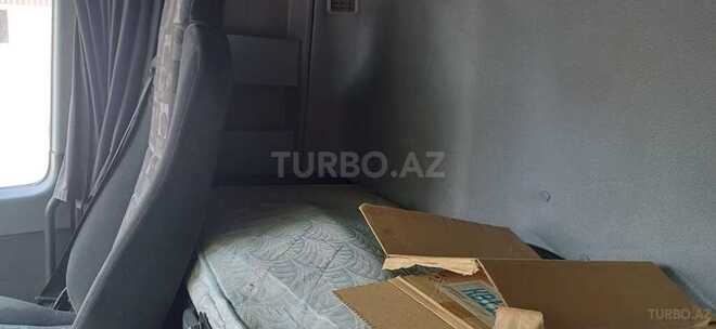 Mercedes Actros 1844-15