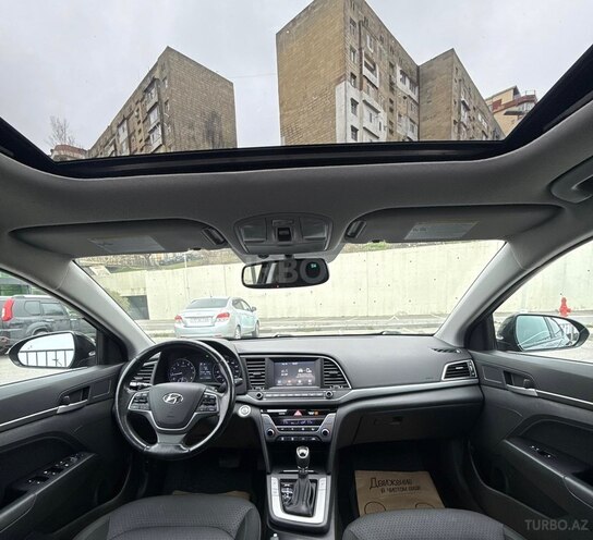Hyundai Elantra 2016, 77,000 km - 2.0 л - Bakı