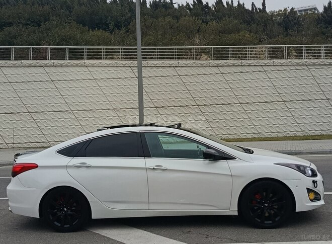 Hyundai i40 2013, 195,000 km - 2.0 л - Bakı