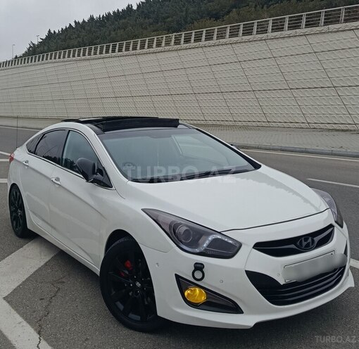 Hyundai i40 2013, 195,000 km - 2.0 л - Bakı