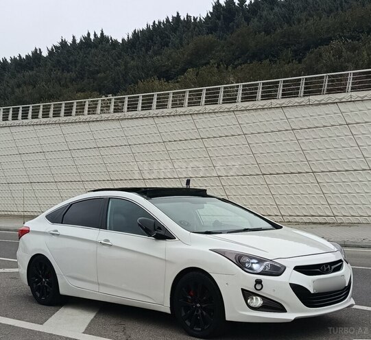 Hyundai i40 2013, 195,000 km - 2.0 л - Bakı