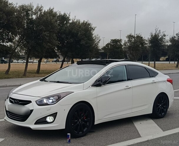 Hyundai i40 2013, 195,000 km - 2.0 л - Bakı