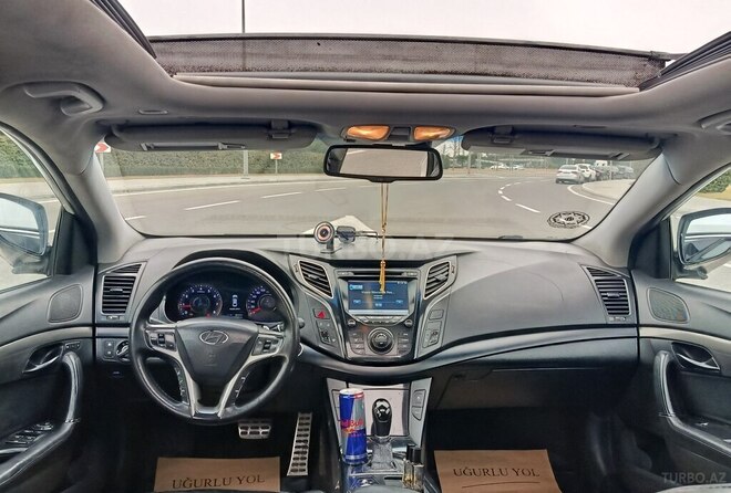 Hyundai i40 2013, 195,000 km - 2.0 л - Bakı