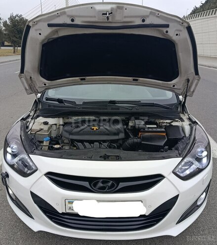 Hyundai i40 2013, 195,000 km - 2.0 л - Bakı