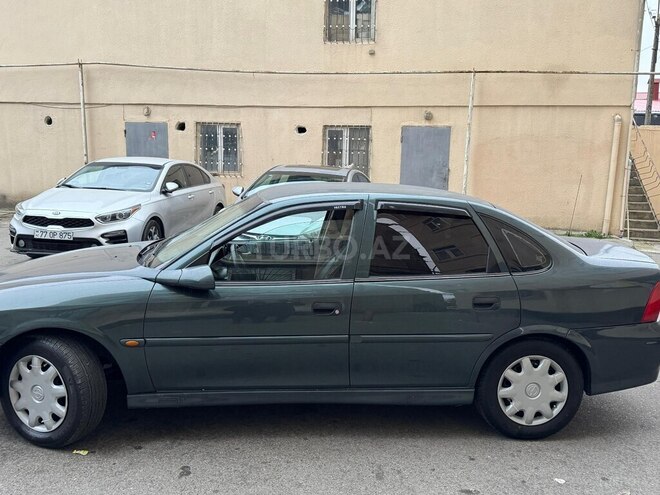 Opel Vectra 2001, 280,000 km - 2.0 л - Bakı