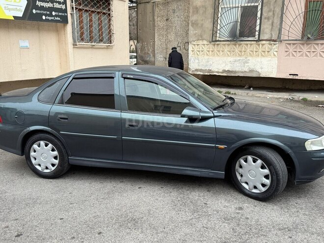 Opel Vectra 2001, 280,000 km - 2.0 л - Bakı