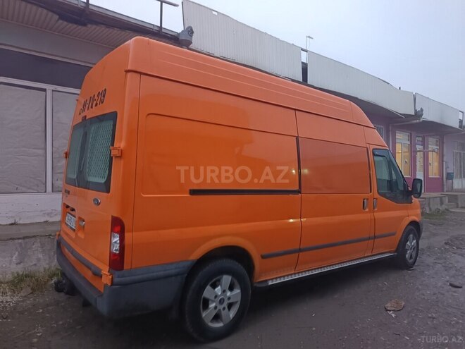 Ford Transit 2011, 200,000 km - 2.4 л - Quba