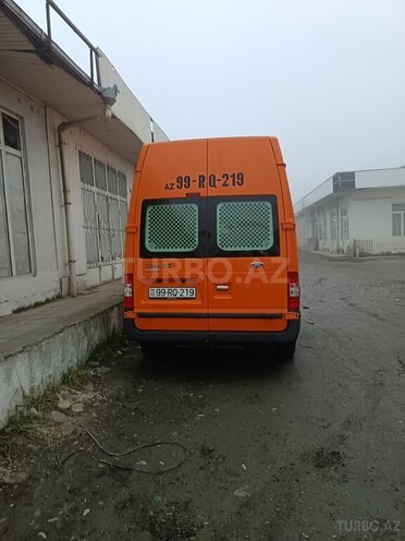 Ford Transit 2011, 200,000 km - 2.4 л - Quba