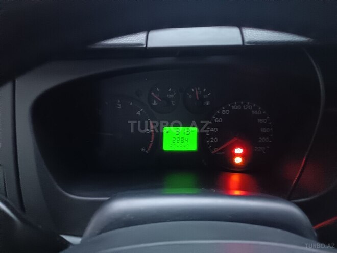 Ford Transit 2011, 200,000 km - 2.4 л - Quba