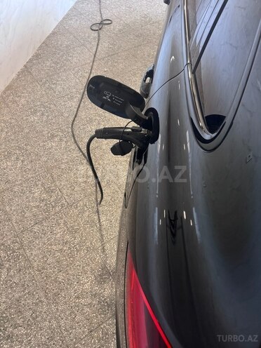 Porsche Cayenne S E-Hybrid-17