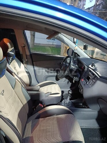 Kia Rio-7