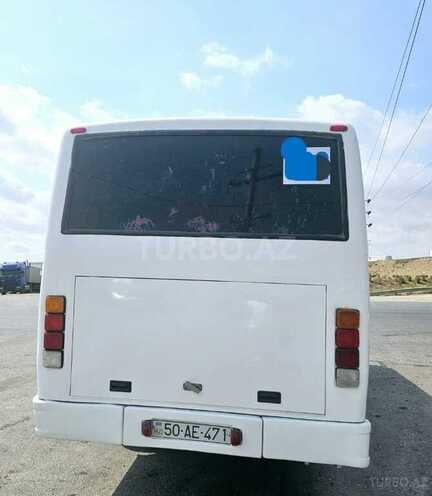 Isuzu NP 37 2010, 500,000 km - 4.4 l - Sumqayıt