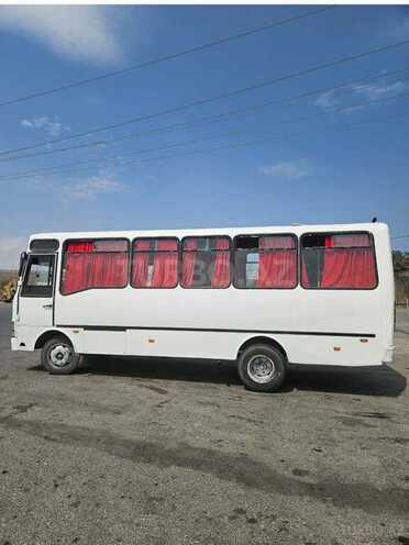 Isuzu NP 37 2010, 500,000 km - 4.4 l - Sumqayıt