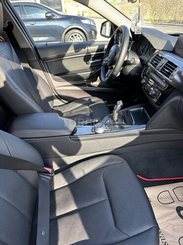 BMW 320 2017, 236,000 km - 2.0 l - Bakı