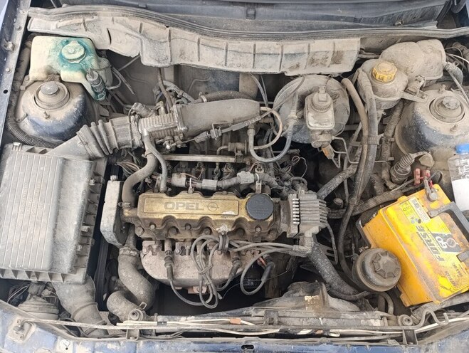 Opel Astra 1993, 112,000 km - 1.4 l - Quba