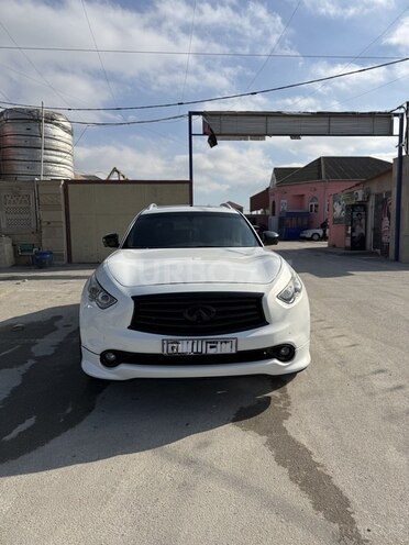 Infiniti FX35-1