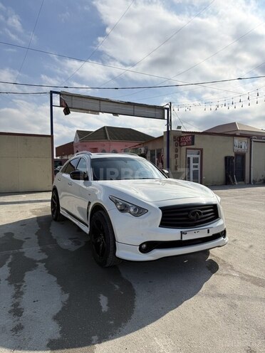Infiniti FX35-6