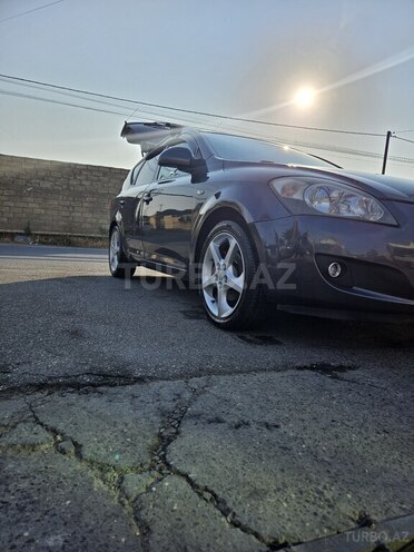 Kia  2008, 415,000 km - 1.6 l - Bakı