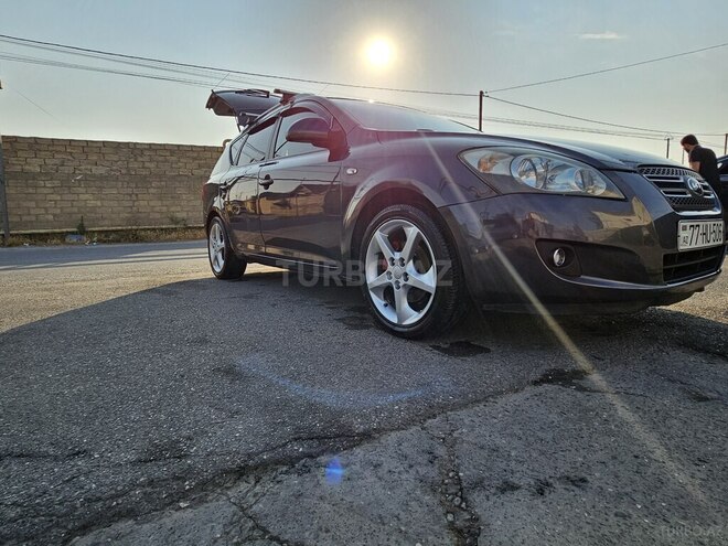 Kia  2008, 415,000 km - 1.6 l - Bakı