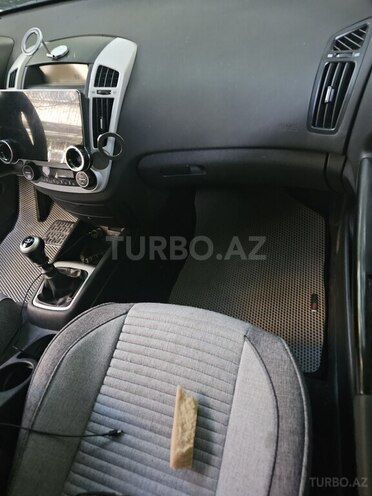 Kia  2008, 415,000 km - 1.6 l - Bakı