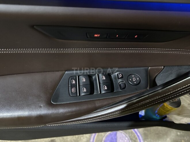 BMW 530-17