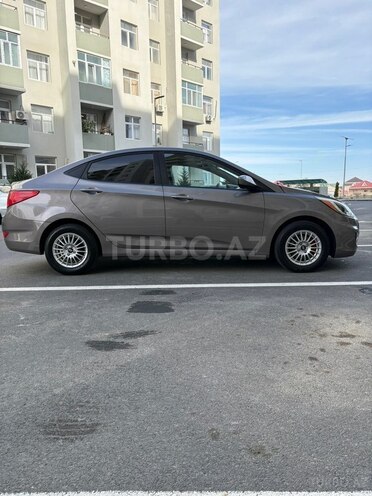 Hyundai Accent 2017, 124,415 km - 1.6 л - Bakı