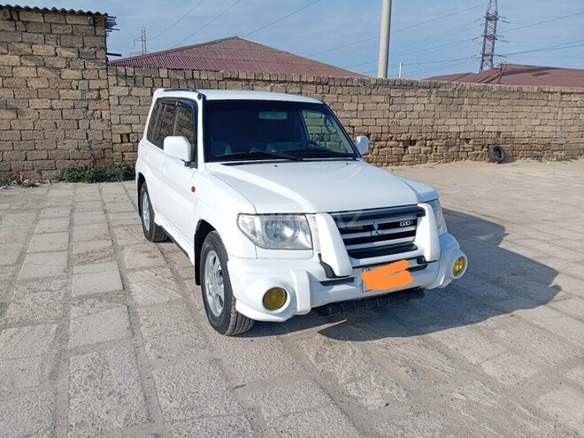 Mitsubishi Pajero io 2000, 250,000 km - 2.0 л - Sumqayıt