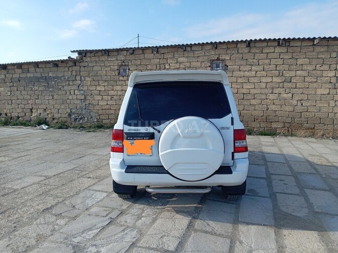 Mitsubishi Pajero io 2000, 250,000 km - 2.0 л - Sumqayıt