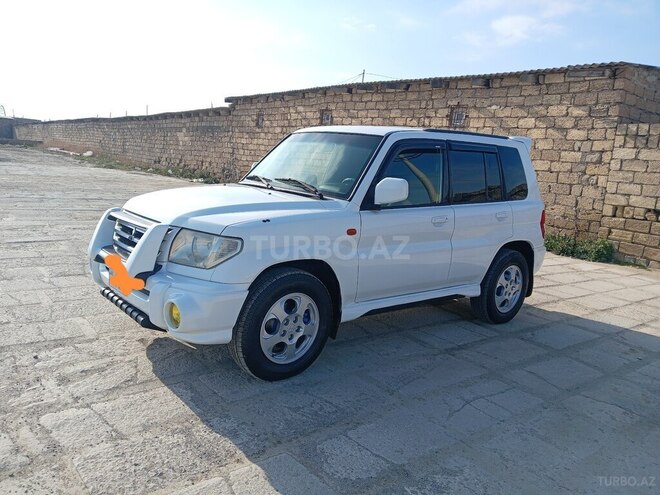 Mitsubishi Pajero io 2000, 250,000 km - 2.0 л - Sumqayıt